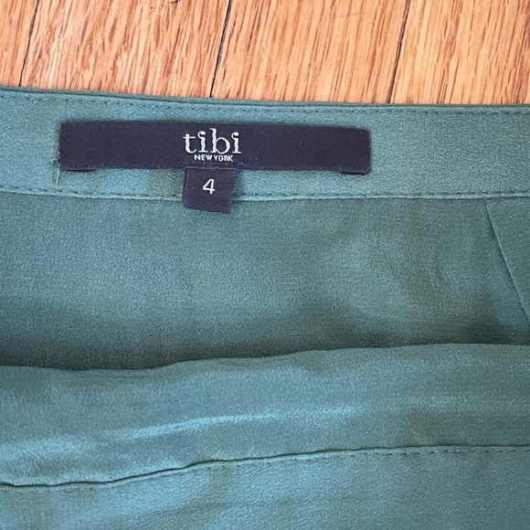 Tibi Women’s Elegant Green (more on the olive green color) Asymmetrical Skirt - Picture 4 of 6